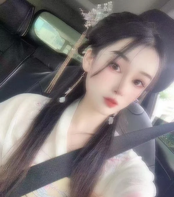 杨一生活照(1)