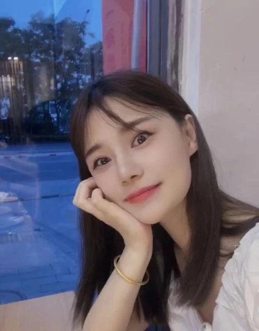 小璐生活照(3)