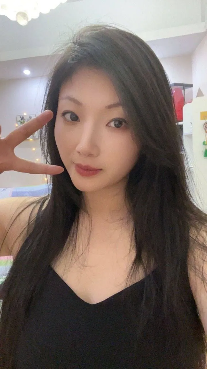 小万茜生活照(3)