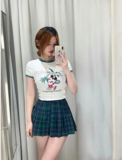 妮妮生活照(2)