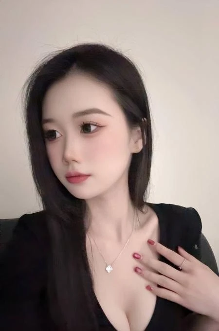 美容师晓晓生活照(1)
