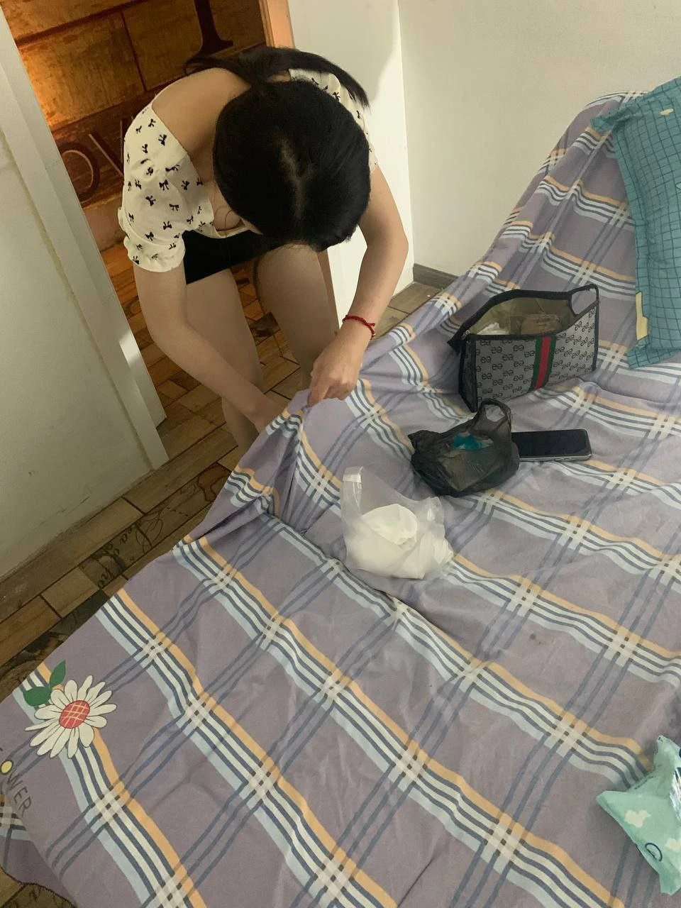 荣华街站街生活照(4)