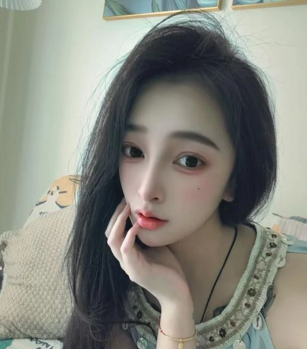 气质零零后生活照(1)