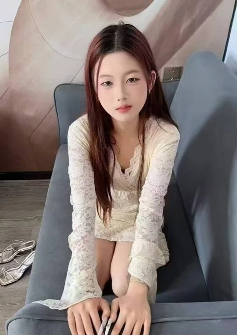 筱筱生活照(2)