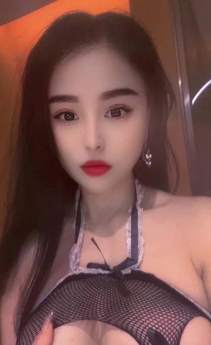 体验三通剧情课老师生活照(4)