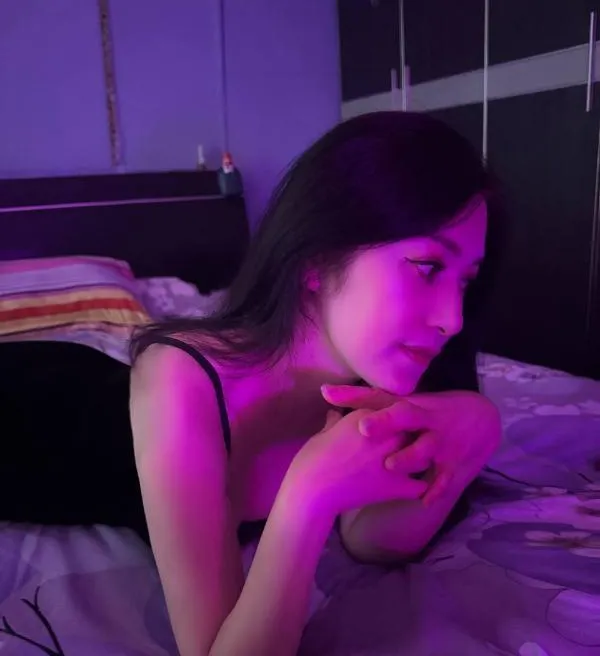 大奶少妇生活照(3)